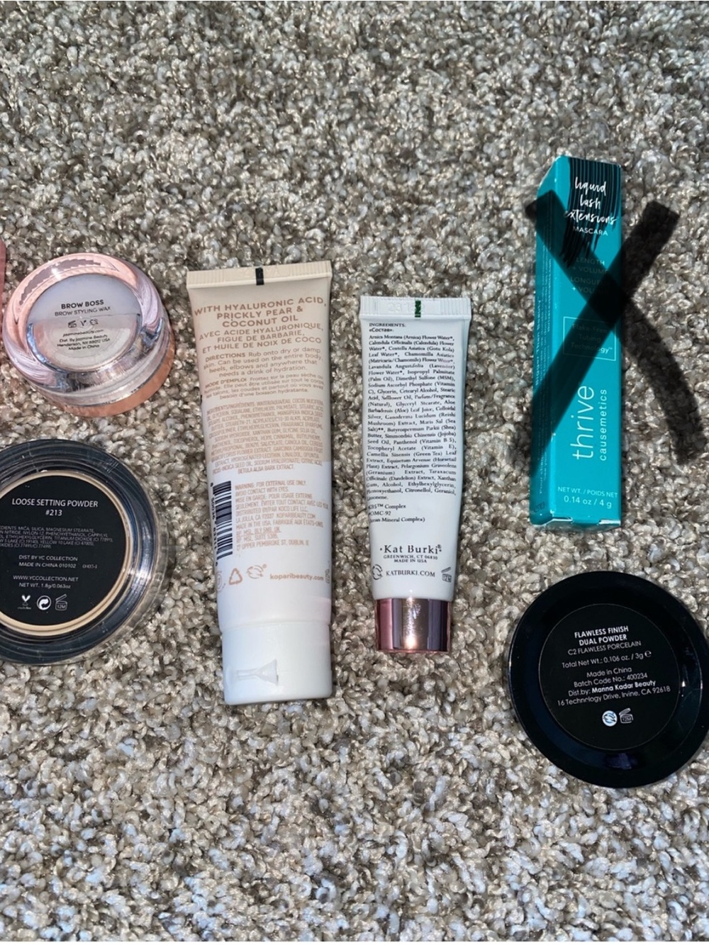 Makeup Sample Lot - Picture 5 of 5
